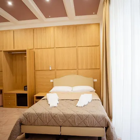P.c. Boutique H. Castel Nuovo, By Clapa Group Dislocated Hospitality * Neapol